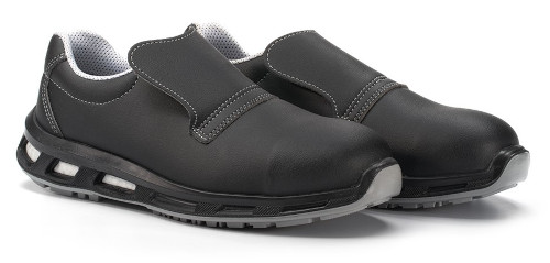 CHAUSSURE_NOIR_REDLION_1_75