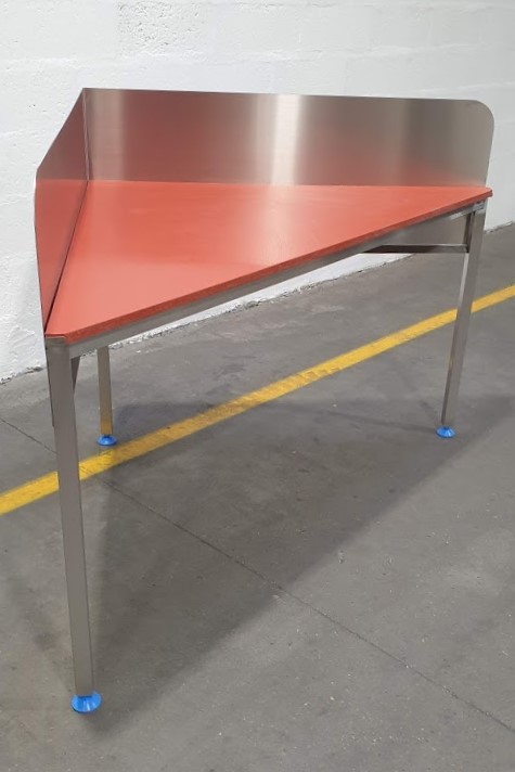 HS/table-d-angle-1200x1200-webi1